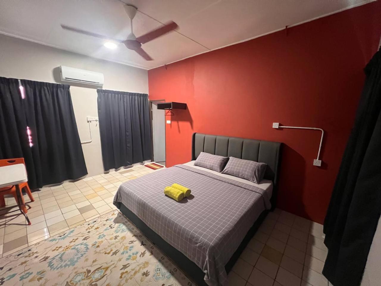 Putra Sentosa Retreat Camp, Sematan Hotel Ruang foto