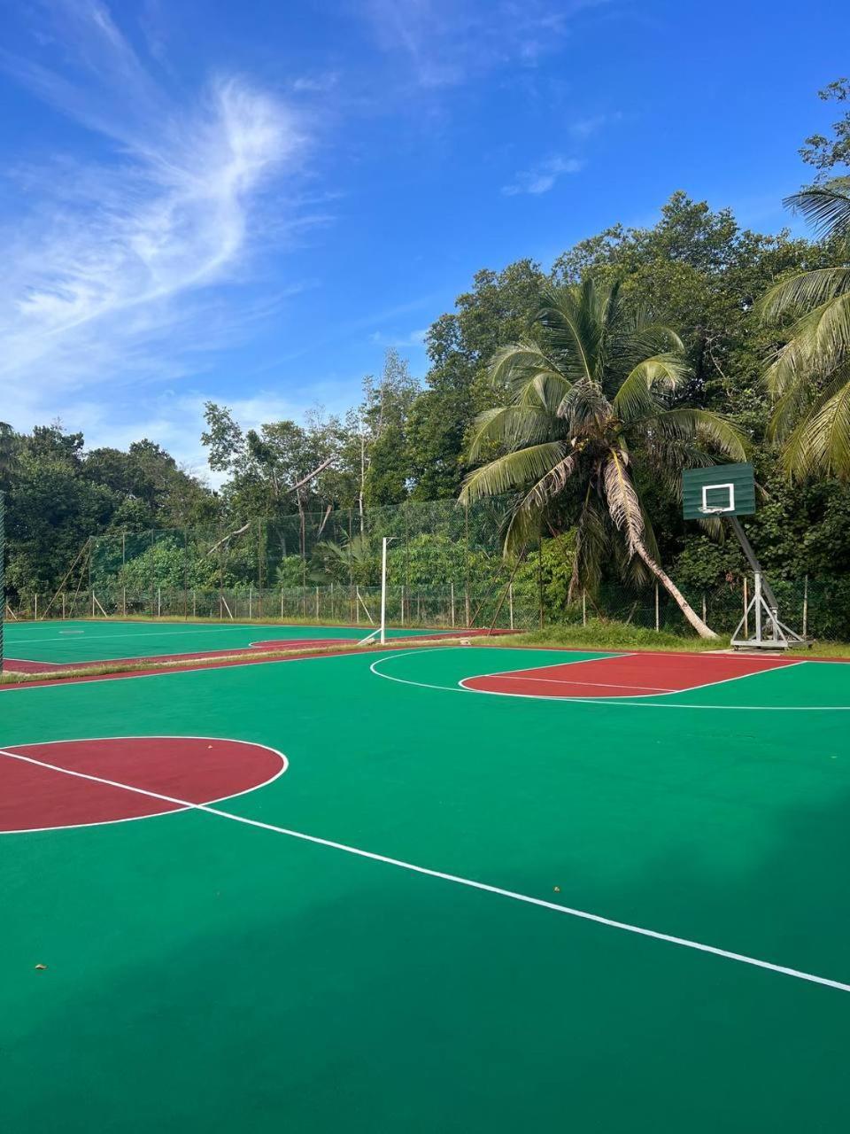 Putra Sentosa Retreat Camp, Sematan Hotel Bagian luar foto